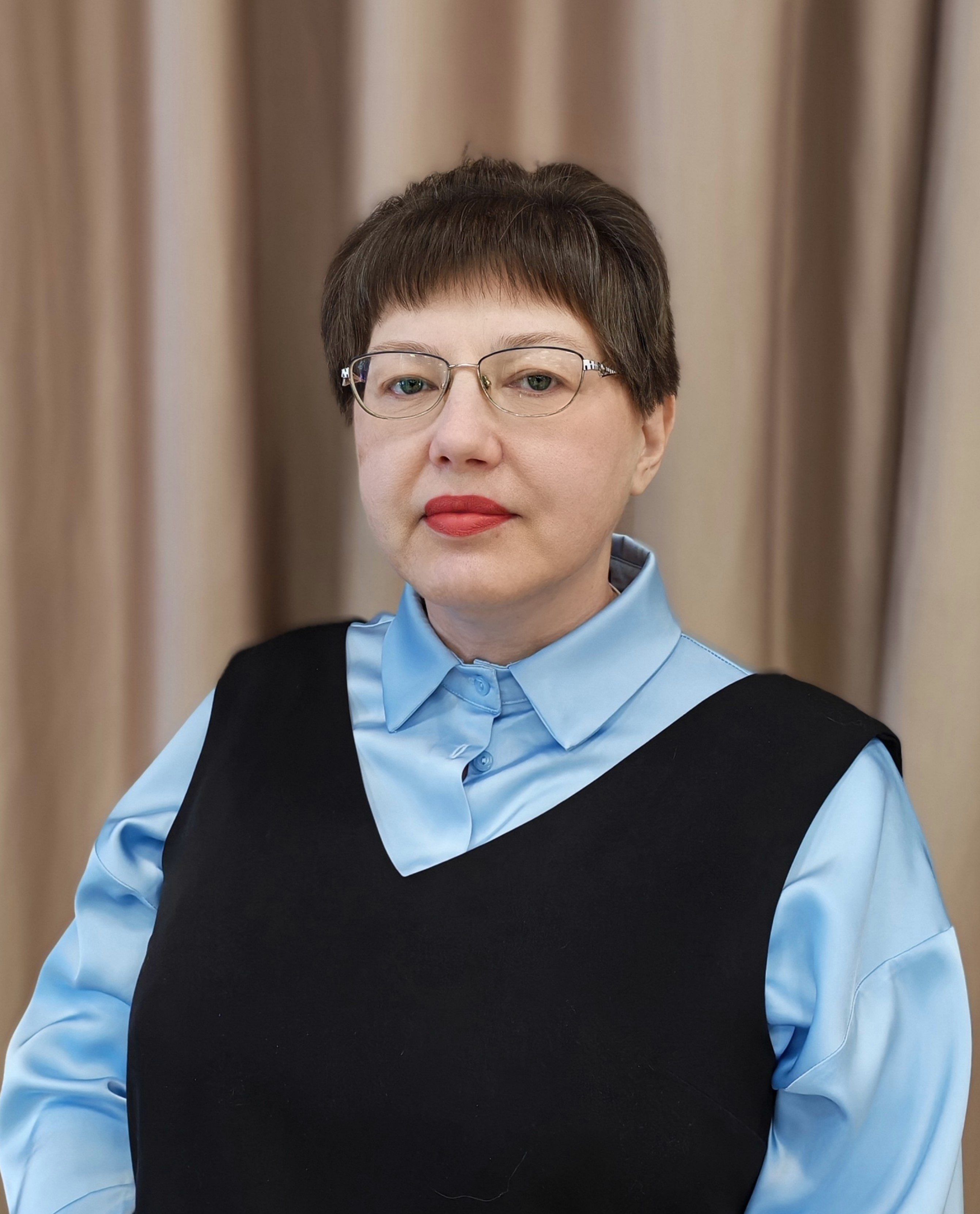 Лапшина Ольга Николаевна.